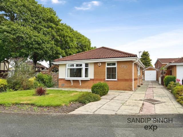 Bungalow for sale in Higher Bartle, Lancashire