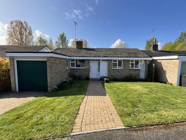 Bungalow for sale in Horsmonden, Sandown Park