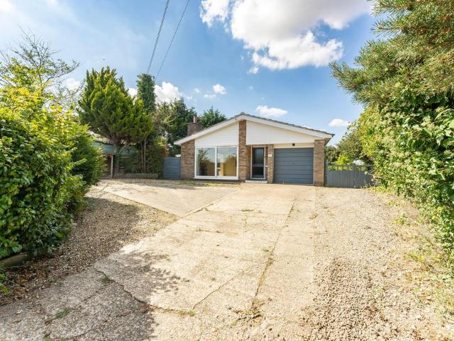 Bungalow for sale in Comers, Norfolk