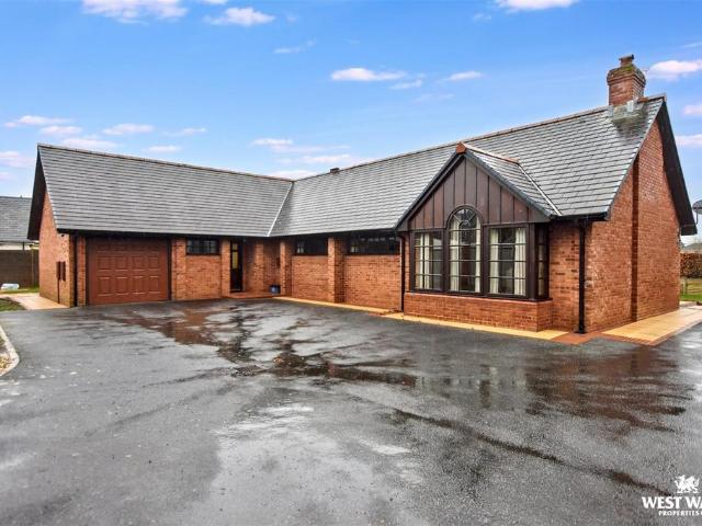 Bungalow for sale in Albert Town, Haverfordwest