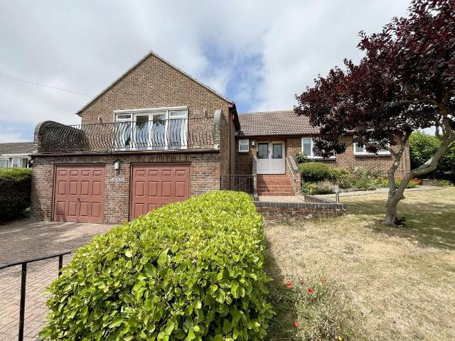 Bungalow for sale in Ash, Kent