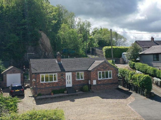 Bungalow for sale in Froncysyllte, Wales