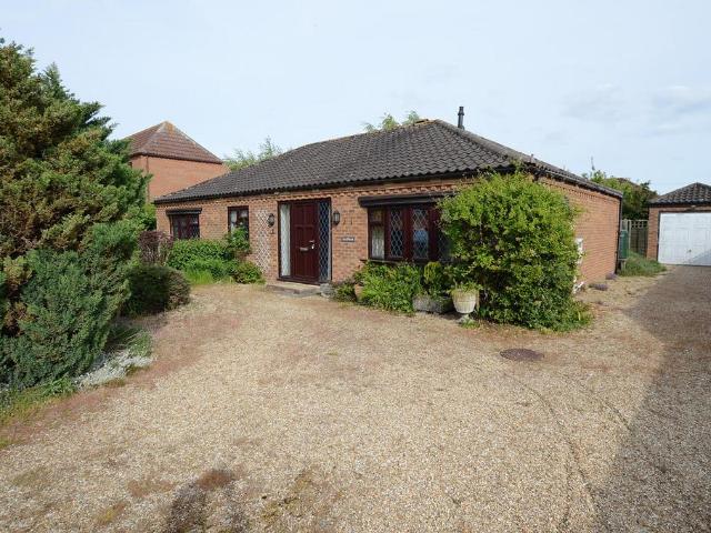 Bungalow for sale in Belleau, Lincolnshire