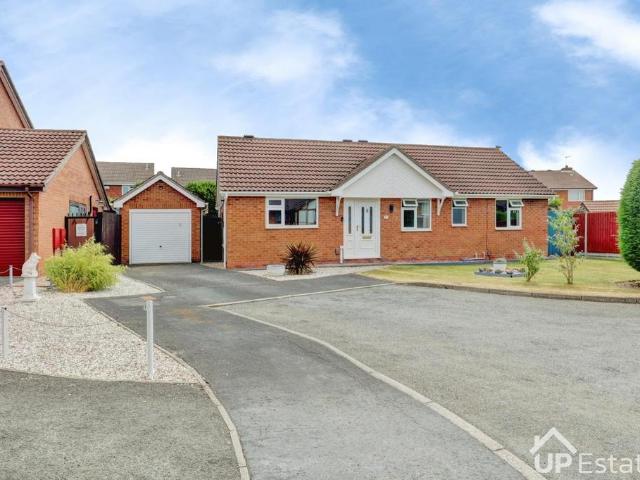 Bungalow for sale in Barton, Leicestershire