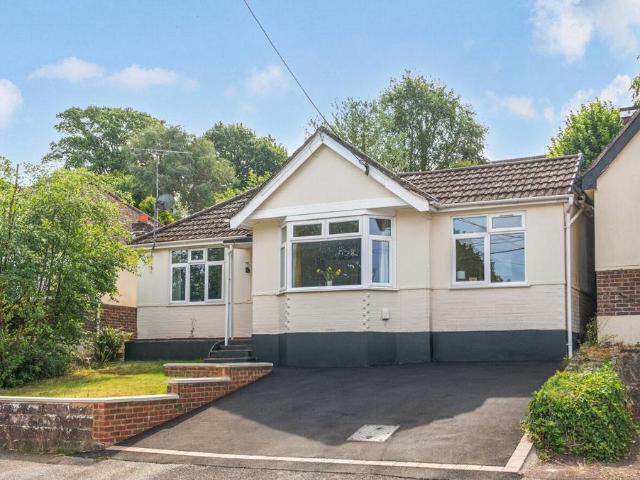 Bungalow for sale in Helford, Hampshire