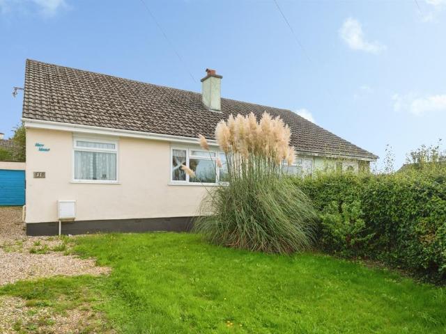 Bungalow for sale in Weir Quay, Devon