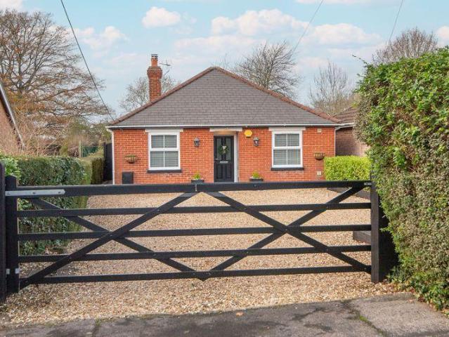 Bungalow for sale in Ashurst Bridge, Hampshire
