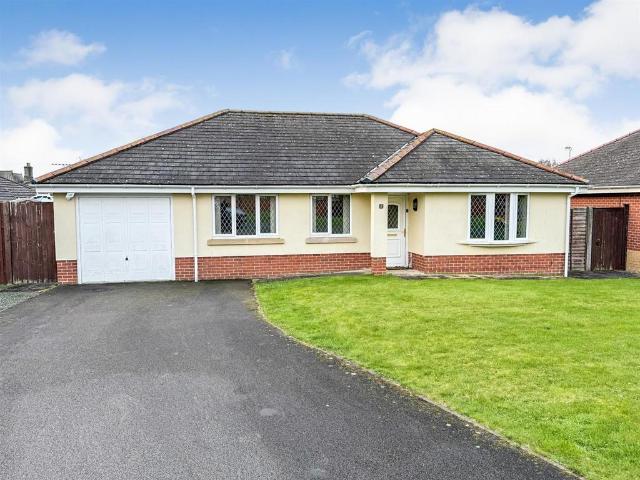 Bungalow for sale in Wern, Weston Rhyn