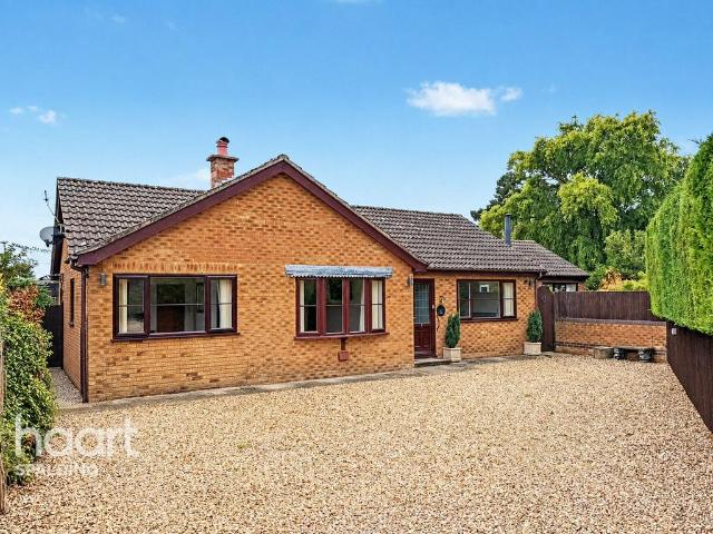 Bungalow for sale in Moulton Seas End, South Holland