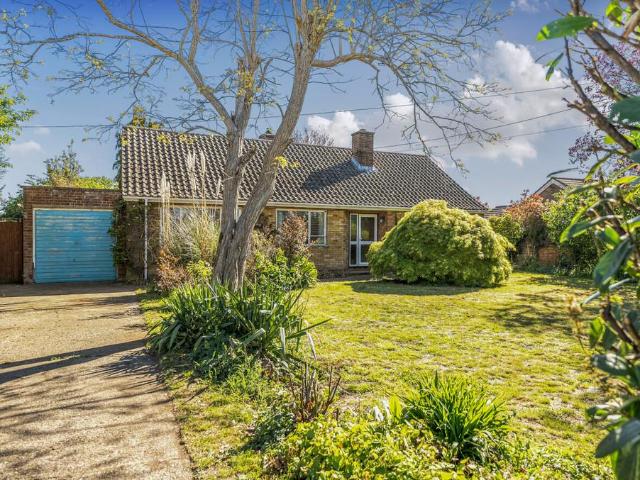 Bungalow for sale in Chelmondiston, Isle Of Man