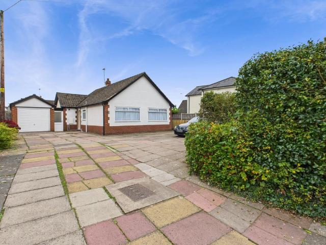 Bungalow for sale in Wistaston