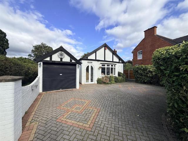 Bungalow for sale in Stourbridge, Dudley