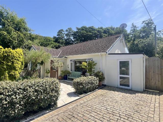 Bungalow for sale in St. Mewan, Polgooth
