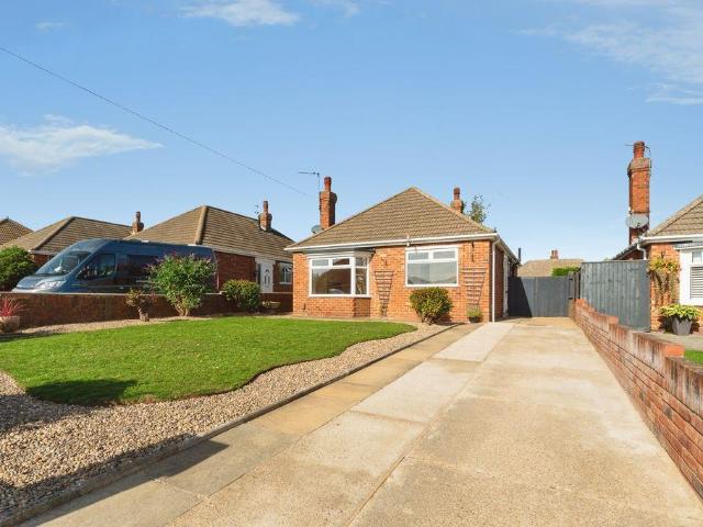 Bungalow for sale in Beacon Hill, Cleethorpes