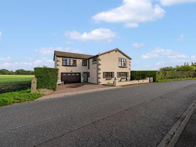 Bungalow for sale in Kenyon, Croft