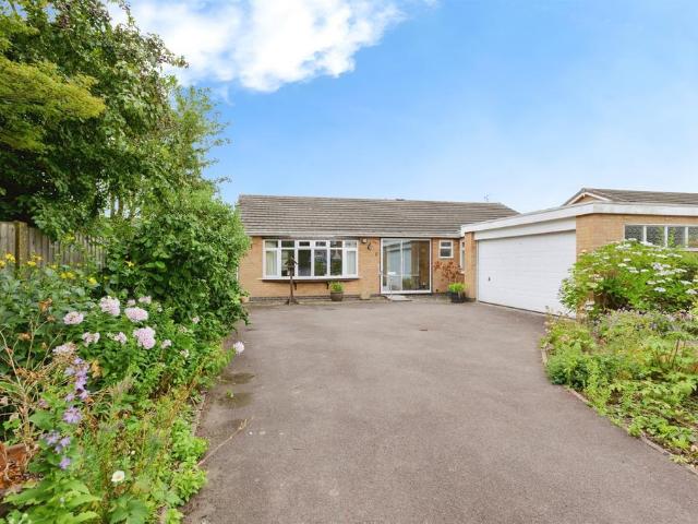 Bungalow for sale in Lash Hill, Barton