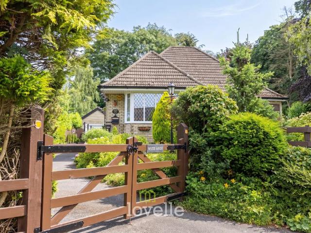 Bungalow for sale in Hatcliffe, North East Lincolnshire
