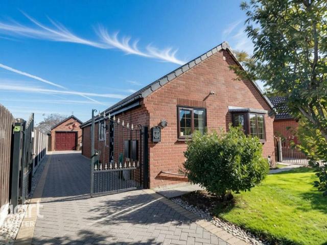 Bungalow for sale in Hatfield, South Yorkshire