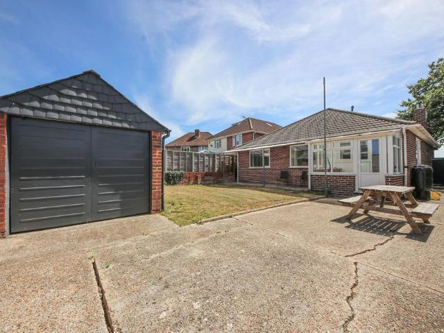 Bungalow for sale in Sholing Common, City Of Southampton