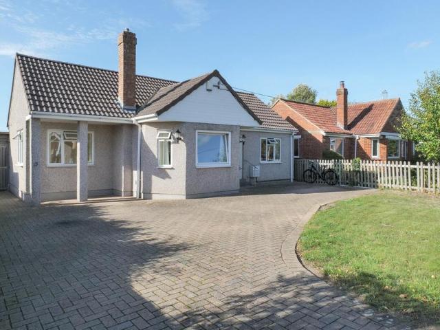 Bungalow for sale in Melksham Forest, Melksham