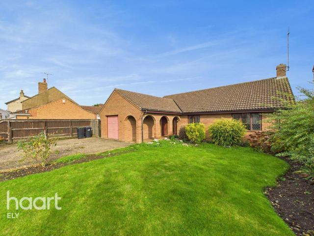 Bungalow for sale in Barway, Cambridgeshire