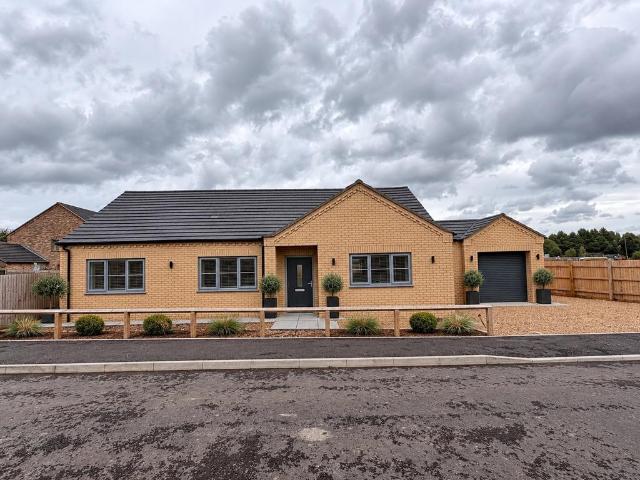 Bungalow for sale in Gorefield, Fenland