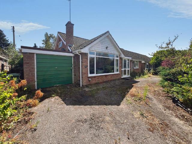 Bungalow for sale in Alderminster, Warwickshire