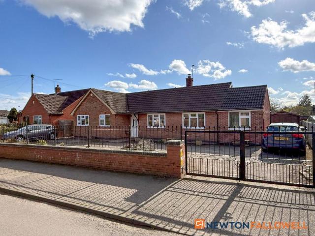 Bungalow for sale in Alverton, East Midlands