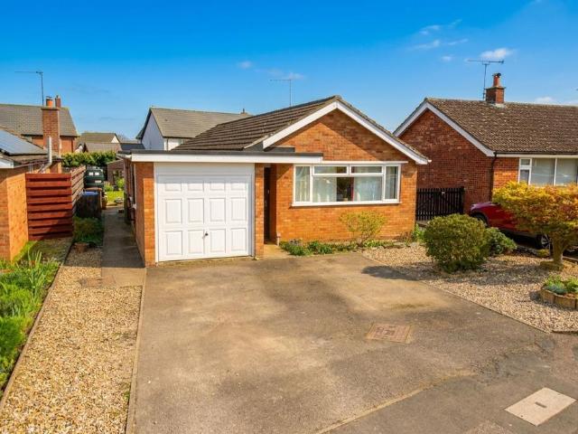 Bungalow for sale in Bedingfield, Suffolk