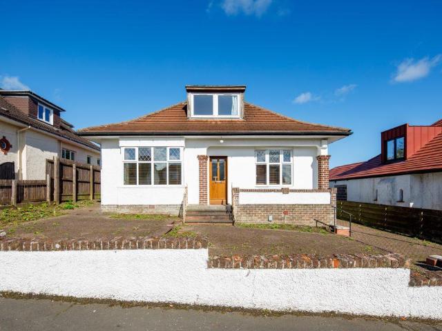 Bungalow for sale in Shaw, Newton Mearns