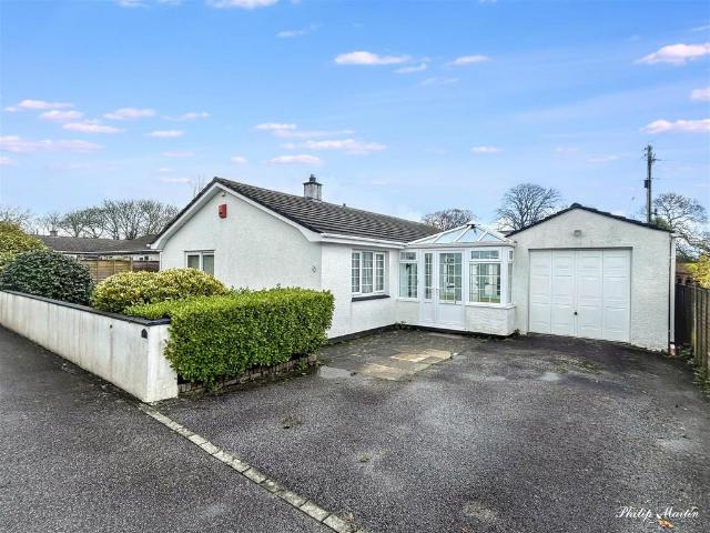 Bungalow for sale in Trelander, Penweathers