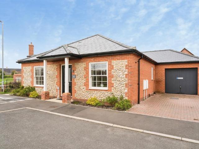 Bungalow for sale in Hempstead Road Industrial Estate, North Norfolk