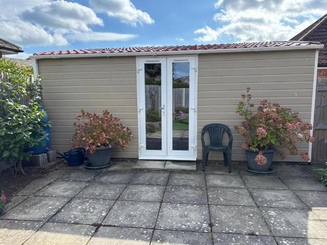 Bungalow for sale in Hornsea, East Riding Of Yorkshire