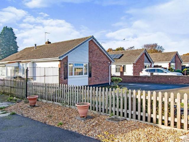 Bungalow for sale in The Maltings, Shaftesbury