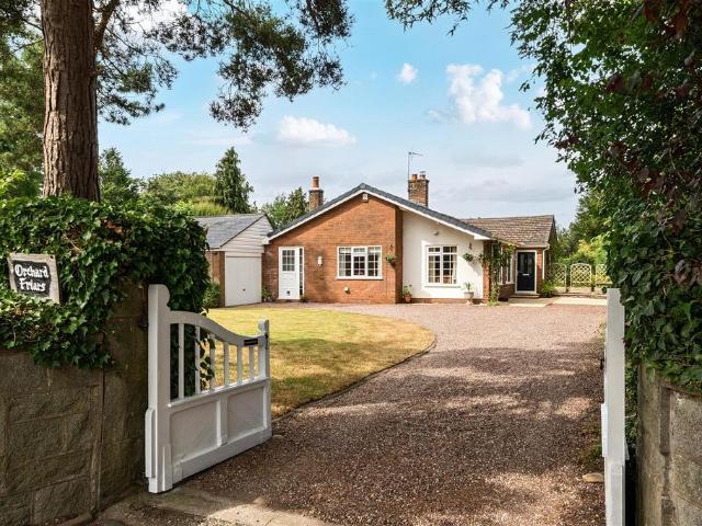 Bungalow for sale in Halfway House, Shropshire