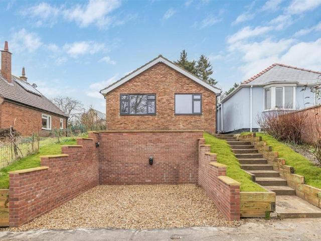 Bungalow for sale in Woodditton, Barway