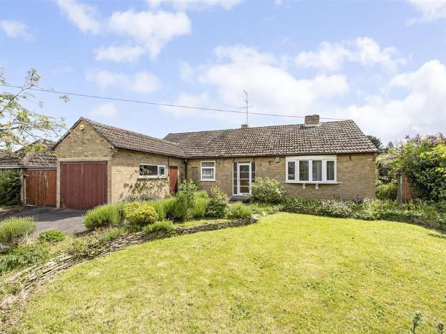 Bungalow for sale in Swindon, Golden Valley
