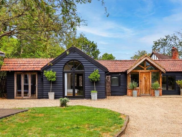 Bungalow for sale in Navestock, Navestock Side