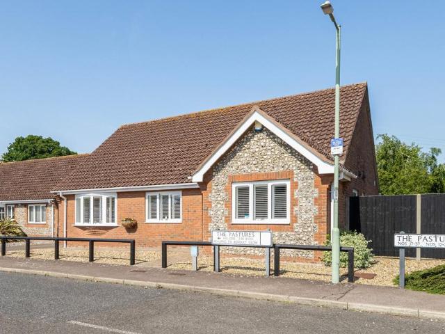 Bungalow for sale in Eastbridge, Suffolk