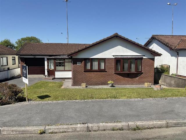 Bungalow for sale in Betws