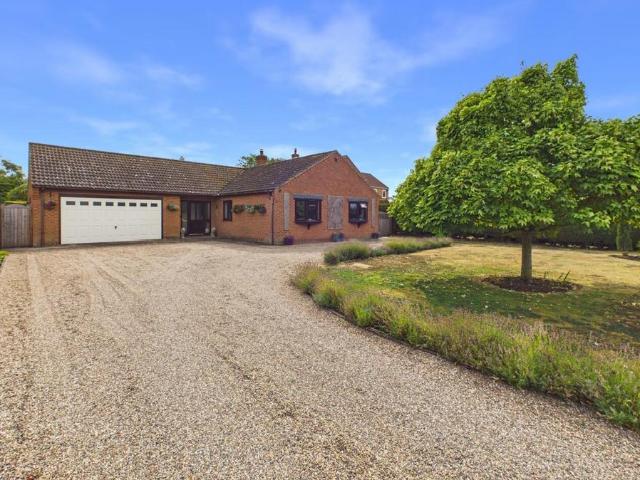 Bungalow for sale in Belleau, Lincolnshire