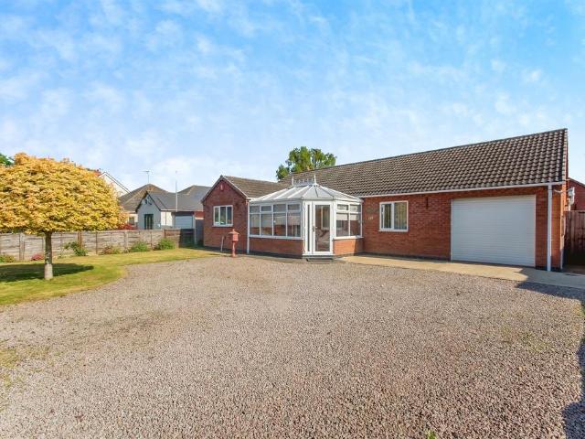 Bungalow for sale in Holbeach CP, Gosberton Clough