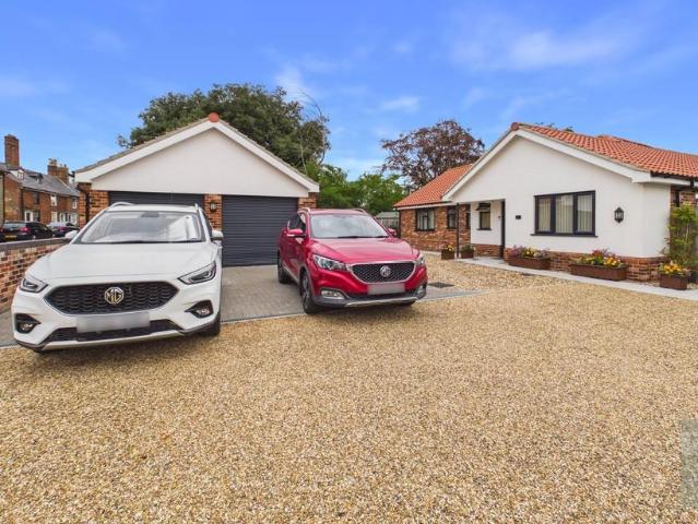 Bungalow for sale in Eastbridge, Suffolk