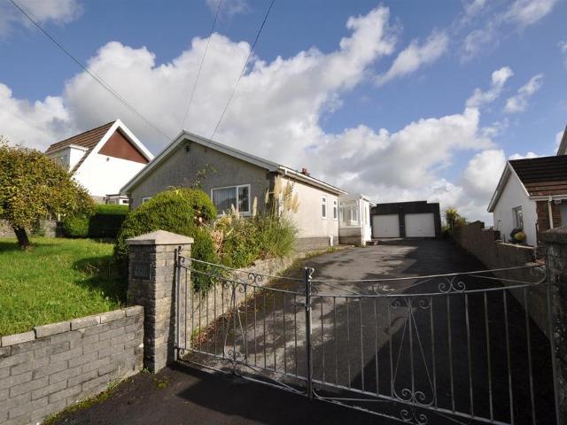 Bungalow for sale in St Clears, Pwll-trap