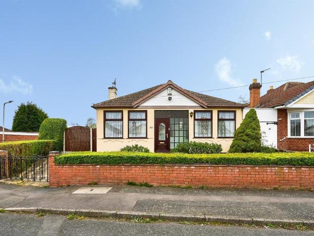 Bungalow for sale in Old Heath, Bilston