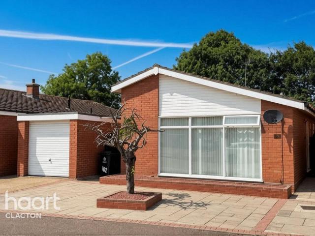 Bungalow for sale in Frinton and Walton, Dale Hill