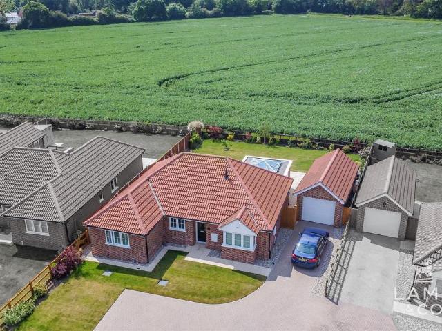 Bungalow for sale in Weeley, Dale Hill