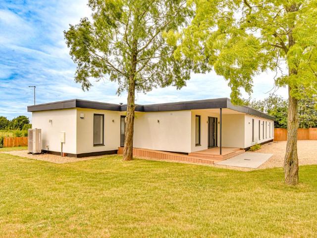 Bungalow for sale in Felsted, Duton Hill
