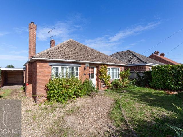 Bungalow for sale in Burgh St Peter, Norfolk