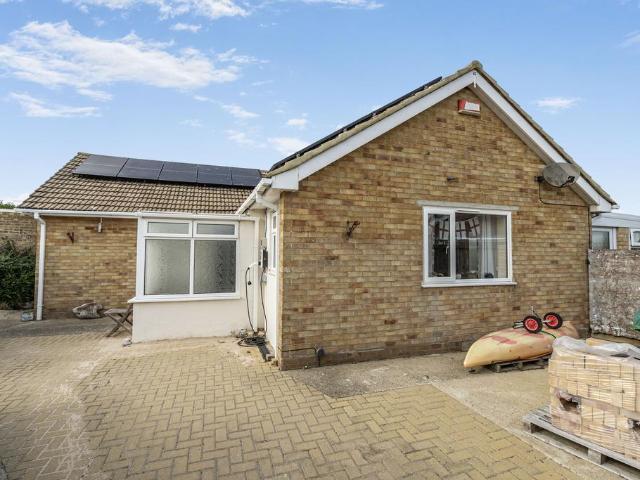 Bungalow for sale in Birchington, Acol